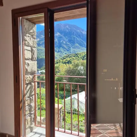 Ruraltena Anayet Piedrafita de Jaca